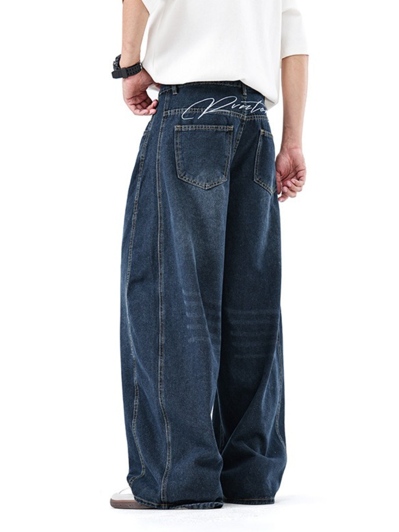 Victory Signature Ultra Baggy Dark-Wash Jeans