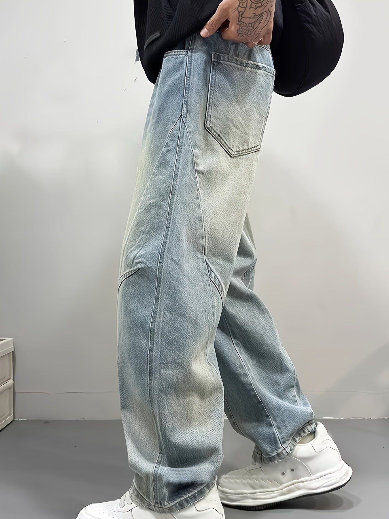 Vintage Light-Wash Ultra Baggy Balloon Jeans
